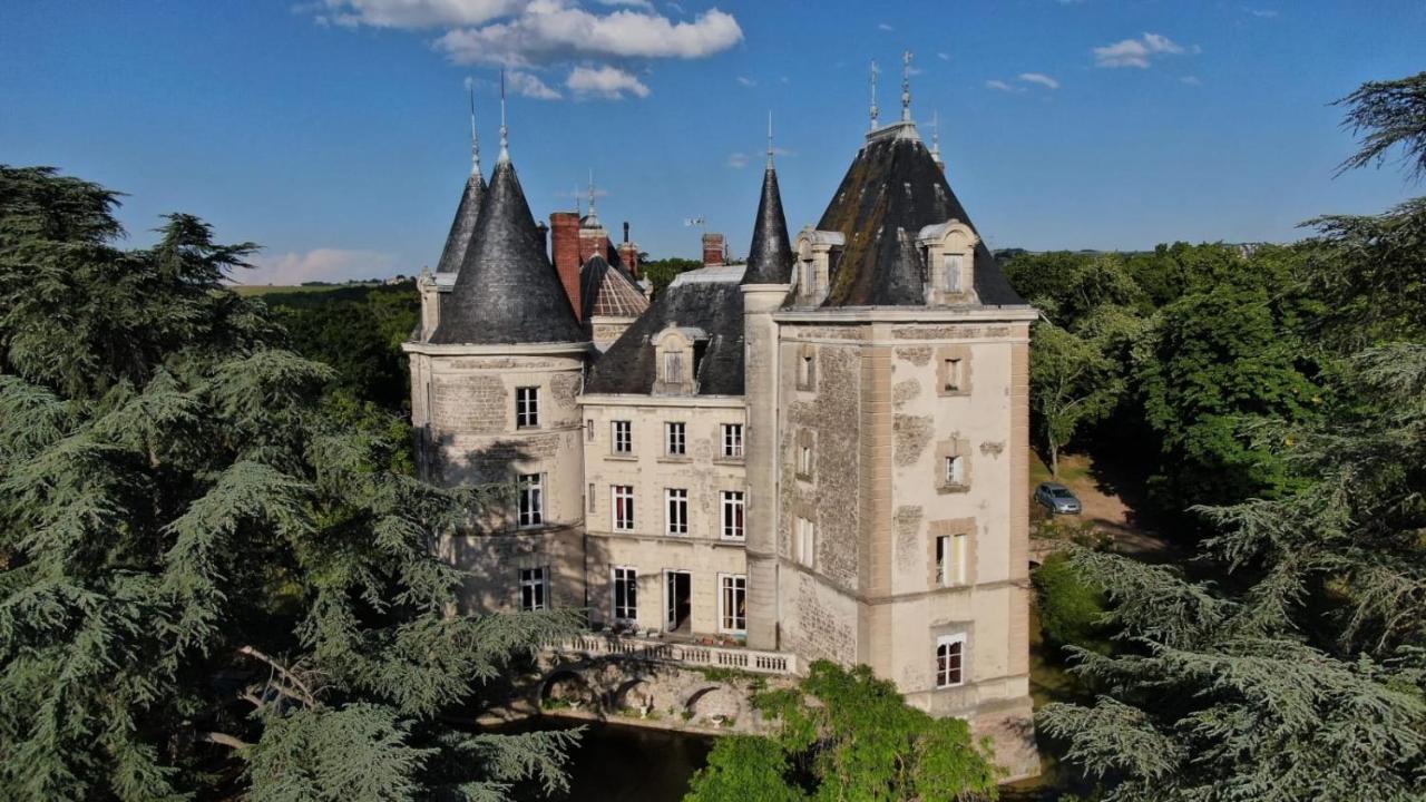 Chateau De Saint Bonnet Les Oules Buitenkant foto