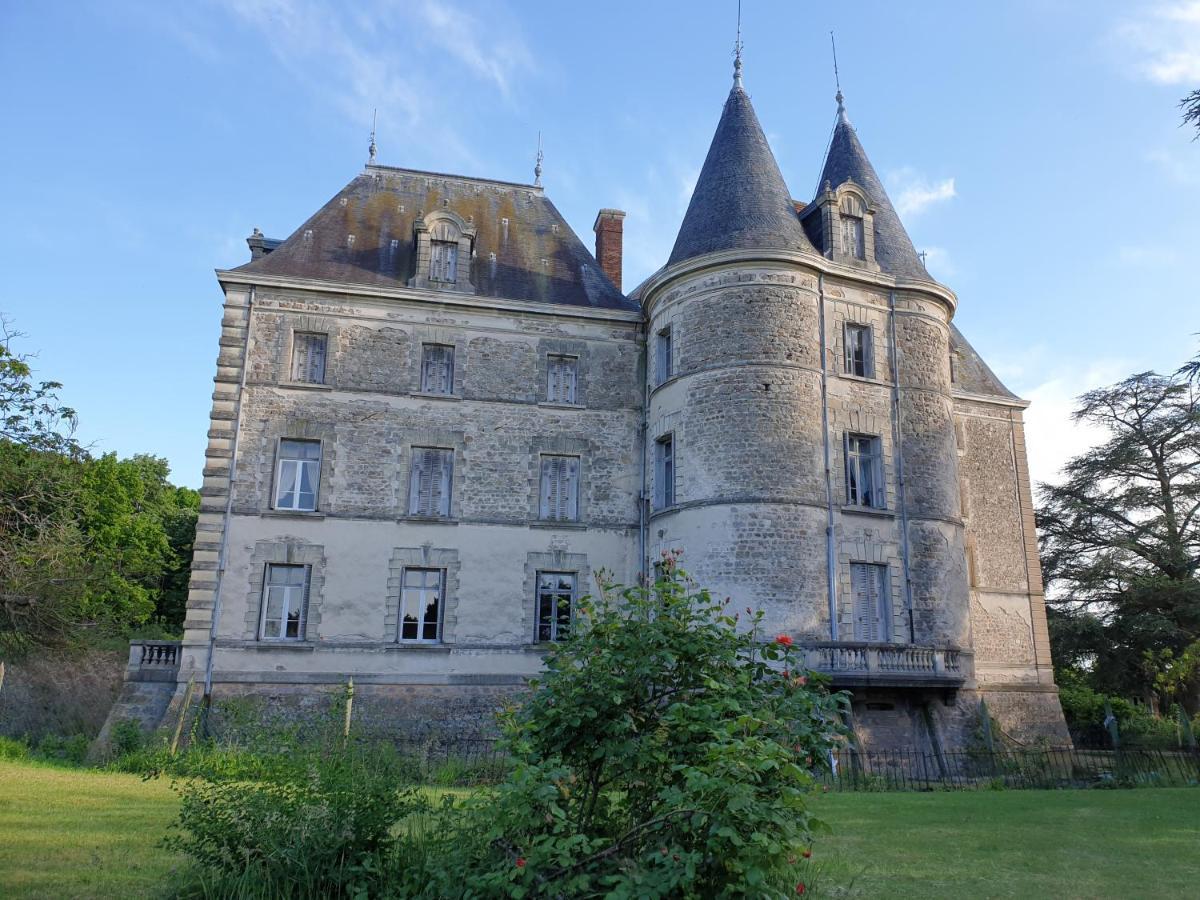 Chateau De Saint Bonnet Les Oules Buitenkant foto